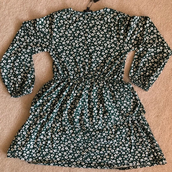 Wednesday’s Girl dress in vintage floral. Size S. - Picture 7 of 9